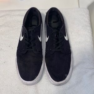Nike SB Zoom Janoski Canvas Shoes